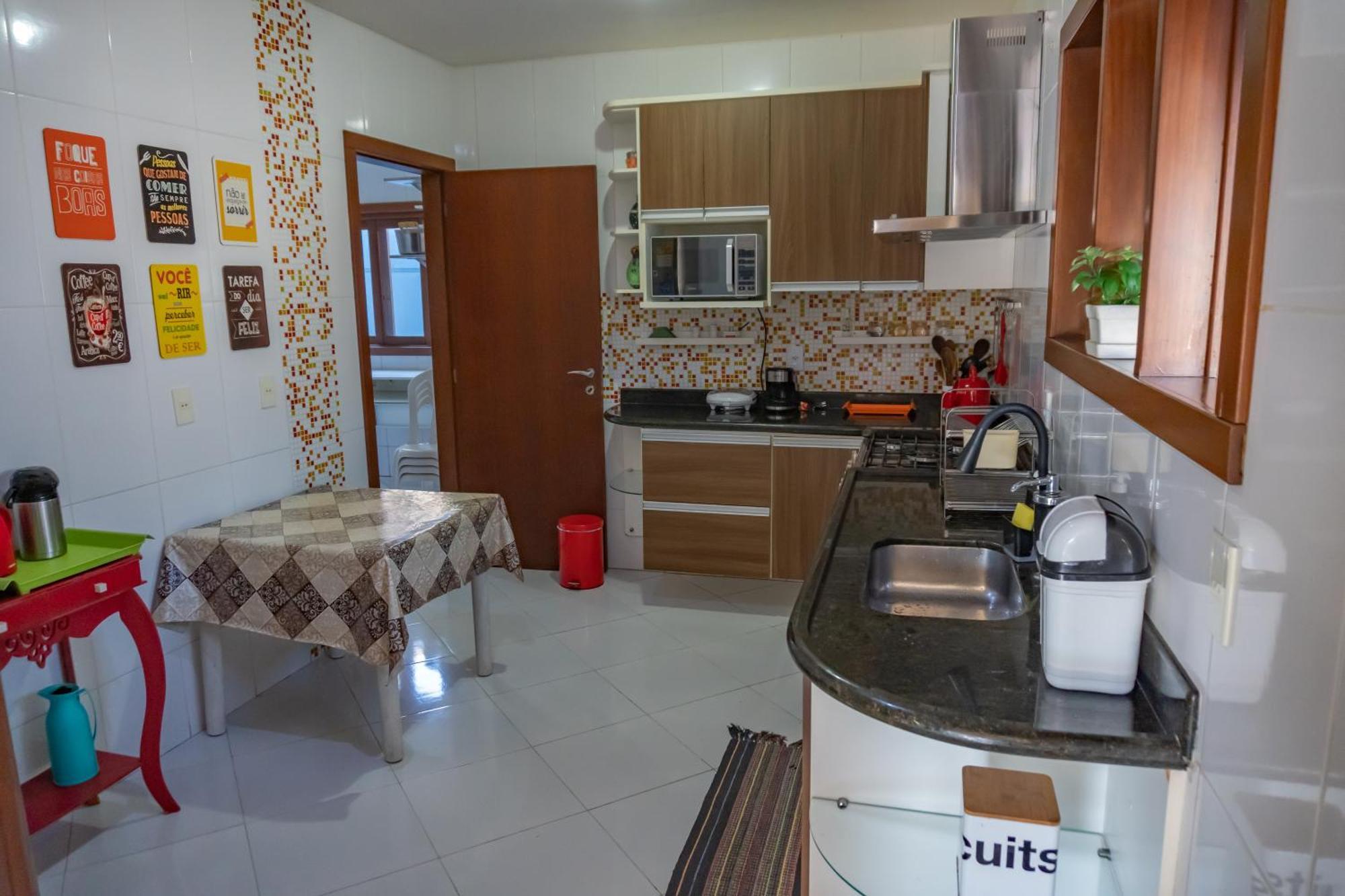 Linda Casa Com Piscina Em Interlagos Vila Velha Es Villa Exterior foto